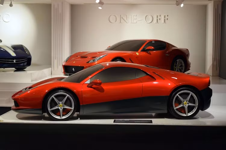 Cảm hứng để Special Projects tạo ra SP12 EC được lấy từ dòng Ferrari 512BB trong quá khứ. Tuy nhiên bên dưới thân xe "độc nhất vô nhị" lại là động cơ và chassis của Ferrari 458 Italia. Eric Clapton đã phải trả tới 4,5 triệu USD để sở hữu được chiếc xe.