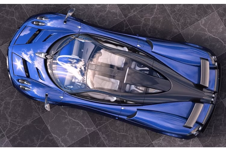 Nằm phía sau khoang lái của xe là khối động cơ V12 6.0l tăng áp kép được mua từ Mercedes-AMG, đem tới công suất tối đa 720 mã lực và mô-men xoắn cực đại 1100 Nm.