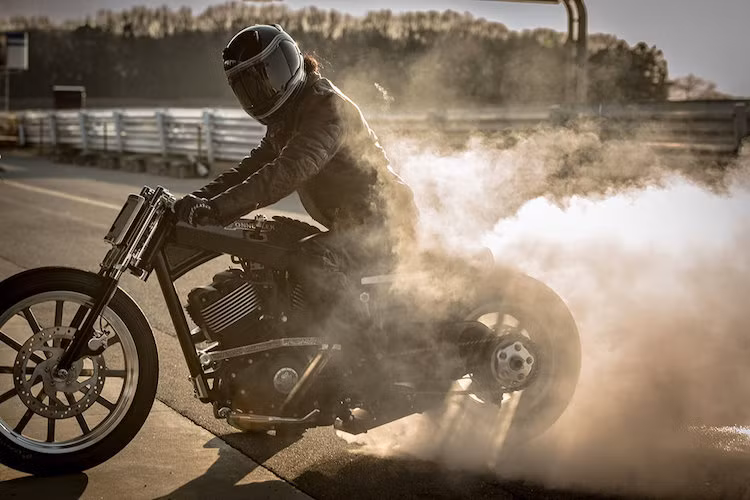 5 người chiến thắng cuối cùng là 5 xưởng độ nổi tiếng của Nhật. Họ đã được phép tự do thay đổi 100% kết cấu của chiếc Street 750, và kết quả mà 5 xưởng độ đạt được đã vượt ra ngoài trí tưởng tượng của nhiều người.