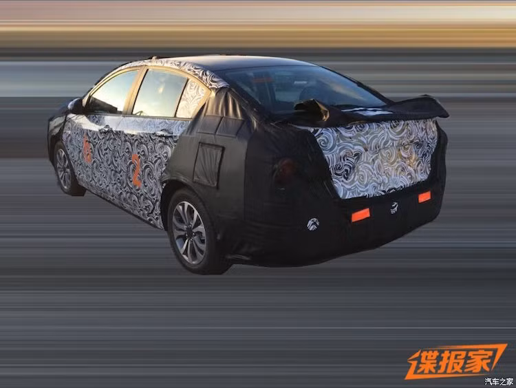 Bên dưới nắp ca-pô, Cavalier sẽ được trang bị động cơ 4 xi-lanh 1.5l nạp khí tự nhiên với công suất tối đa 109 mã lực. Các phiên bản giá rẻ của xe sẽ chỉ có hộp số sàn.