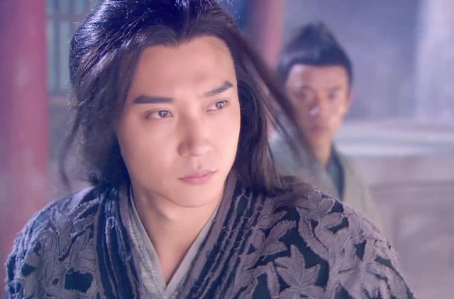 Năm 40 tuổi, Độc Cô Cầu Bại đánh bại nhiều đại cao thủ chỉ với một thanh kiếm không hề sắc bén. Khi ấy, ông đã đạt tới cảnh giới không cần nhờ tới sự sắc bén của vũ khí hay chiêu thức để đánh bại đối thủ.