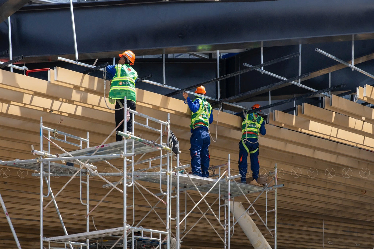 Austrong Group - Khi the lao dong huong ve 30/4 va 1/5-Hinh-4