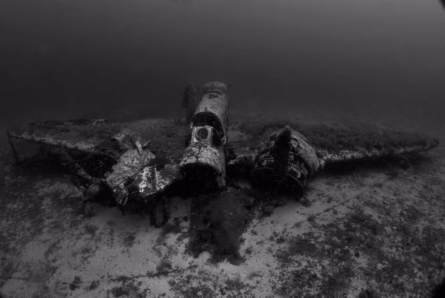 Vào năm 1943, máy bay ném bom Baltimore FW282 của Không quân Hoàng gia Australia (RAAF) đang bay gần Hy Lạp thì bị một máy bay chiến đấu của Đức quốc xã phát hiện và tấn công. Sau đó, máy bay của RAAF bị bắn hạ và rơi xuống biển Aegean. Ảnh: AegeanTec/Australian Department of Defense.