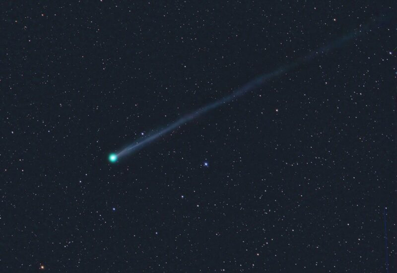 Các quan sát ban đầu về SWAN25F cho thấy sao chổi này có cấp sao khoảng +10, nhưng độ sáng của nó nhanh chóng giảm xuống dưới +8. Ảnh: earthsky.