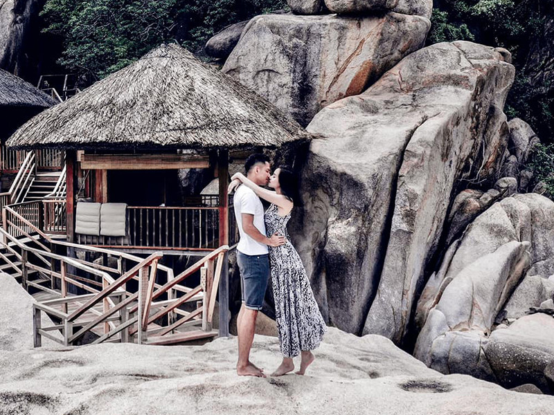 Cô lựa chọn lui về hậu trường sau khi lập gia đình giống như nhiều mỹ nhân Việt khác.