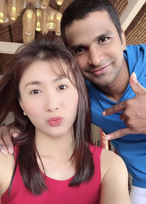 Diễn viên Nguyệt Ánh là một trong những mỹ nhân Việt lấy chồng Ấn Độ. Năm 2017, cô lên xe hoa với Kilaparthy Eswar Rao - một giáo viên yoga.