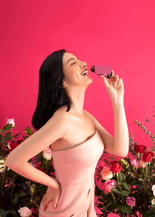 Hình ảnh Cẩm Đan xinh đẹp, rạng rỡ trong một dự án quảng cáo.