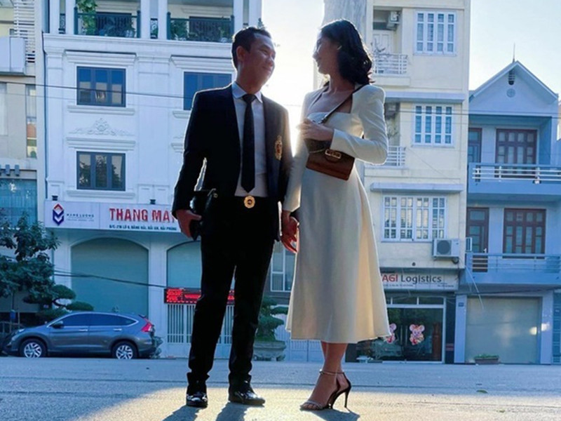 Việc người đẹp gốc An Giang kém chồng cũ Lệ Quyên đến 27 tuổi nhanh chóng vấp phải những lời bàn tán.