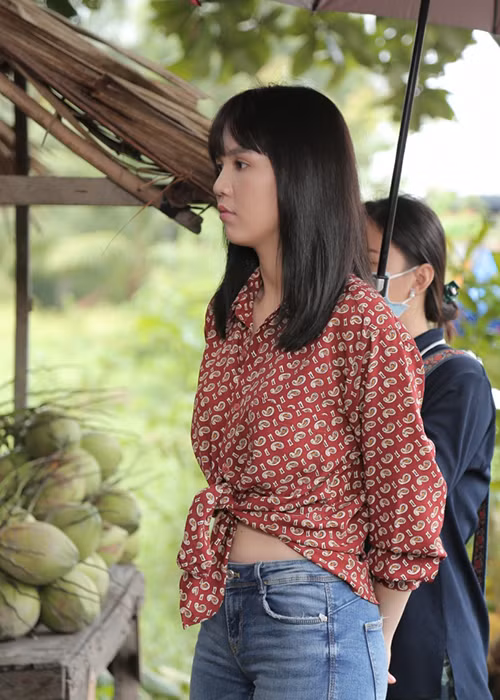 Người đẹp diễn khá tròn vai trong "Vu quy đại náo". Ảnh: Thế giới điện ảnh