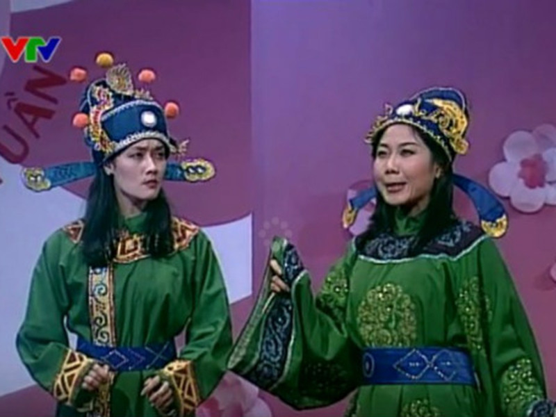 Thu Hương vào vai Táo Văn nghệ trong Táo quân 2003. Đây là vai diễn duy nhất của cô trong chương trình này. Ảnh: VTV