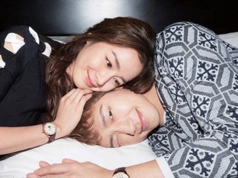 Năm 2017, 2 ngôi sao xứ Hàn chào đón con gái đầu lòng. Đến tháng 9/2019, Kim Tae Hee sinh con gái thứ hai.