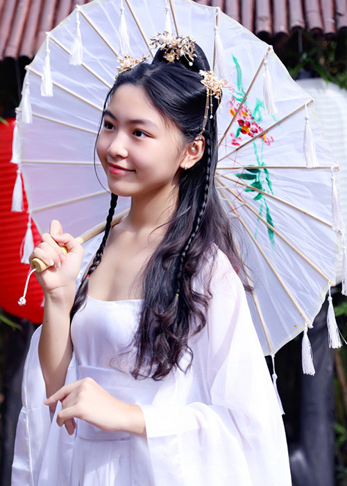 Nhiều khán giả hy vọng Lọ Lem sẽ theo đuổi nghệ thuật. Ảnh: Pháp luật plus