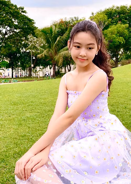 Những đường nét trên gương mặt của con gái Quyền Linh được khen khá hoàn hảo.