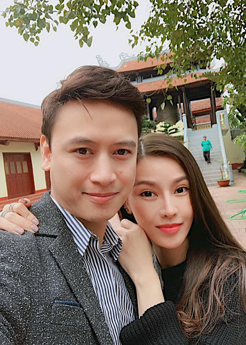 Cô bạn thân một thời của Hồ Ngọc Hà có hai con trai với chồng cũ trước khi đến với bạn trai hiện tại.