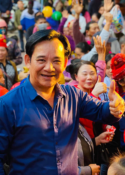 Quang Tèo hiện tại đóng phim hài, chạy show thoải mái hơn do đã nghỉ hưu.