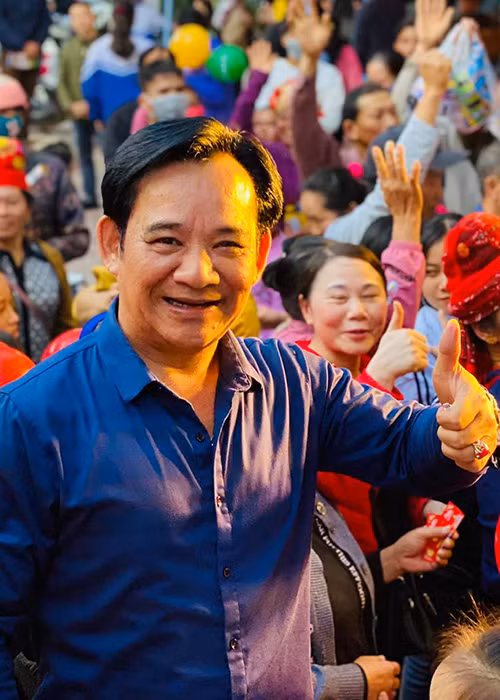 Quang Tèo hiện tại đóng phim hài, chạy show thoải mái hơn do đã nghỉ hưu.
