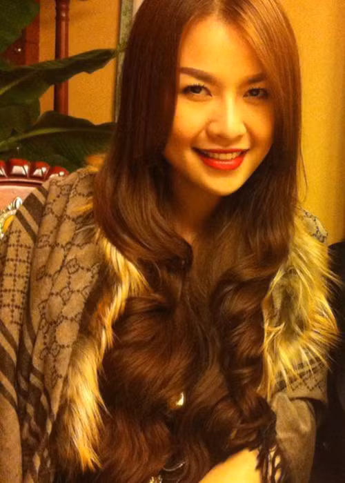 Sau “Đừng xa em nhé”, Quế Vân tạm nghỉ ca hát vì phải tiếp quản công việc kinh doanh của gia đình.