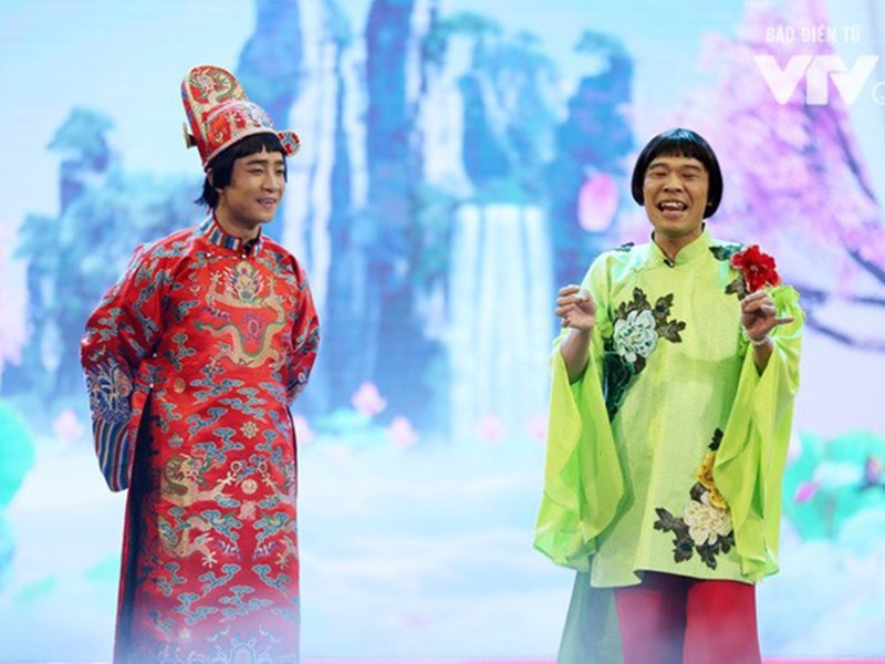 Vợ xinh như hoa của diễn viên Trung Ruồi đóng Táo quân 2021 Vo xinh nhu hoa cua dien vien Trung Ruoi dong Tao quan 2021