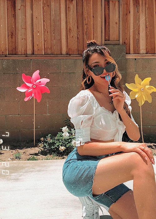 Cô mất 7 tháng để có chuyến bay về Việt Nam và 2 tuần cách ly tập trung.