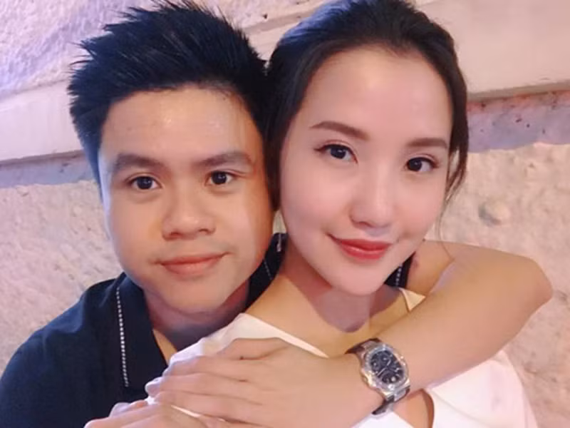 Xuân Thảo cũng tiết lộ mối quan hệ của cô và Phan Thành được gia đình người đẹp ủng hộ.