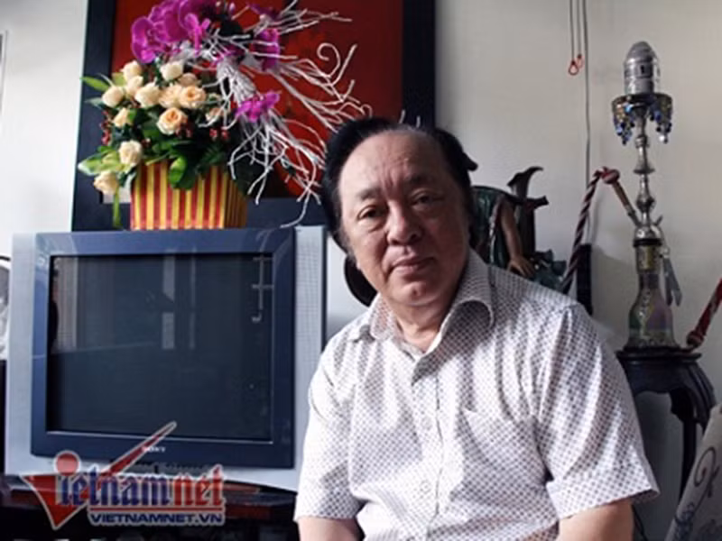 Theo Đang yêu, nghệ sĩ Trung Kiên và nghệ sĩ Thanh Nga yêu nhau khi cùng sinh hoạt trong ban nhạc. Trong mắt của nghệ sĩ Trung Kiên, nghệ sĩ Thanh Nga là một người phụ nữ lạ lùng và hấp dẫn bởi cá tính phóng khoáng, sôi động và nghị lực phi thường. Ảnh: Vietnamnet