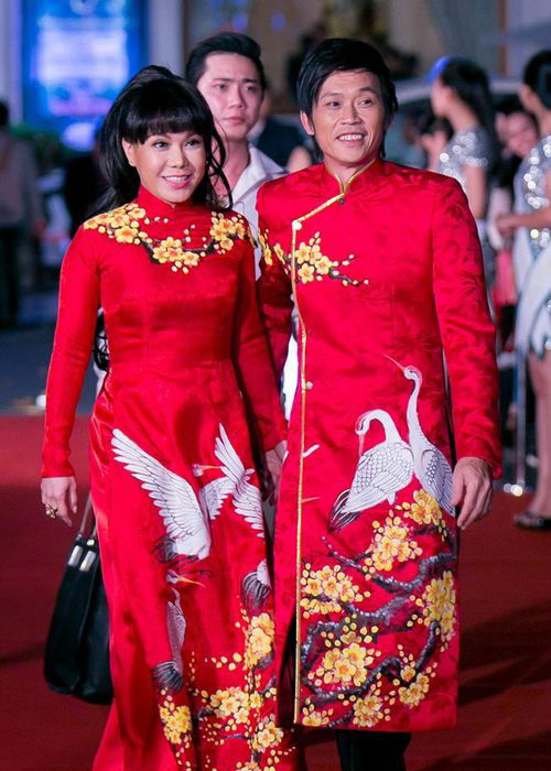 Hoài Linh và Việt Hương đến nay vẫn dành cho nhau sự quan tâm như người ruột thịt. Ảnh: Khám phá