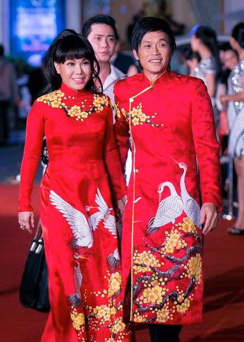 Hoài Linh và Việt Hương đến nay vẫn dành cho nhau sự quan tâm như người ruột thịt. Ảnh: Khám phá