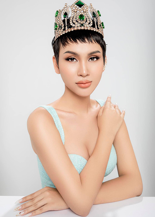 Cadie Huỳnh Anh cũng là thí sinh sáng giá cho ngôi vị cao nhất của Đại sứ hoàn mỹ 2020.