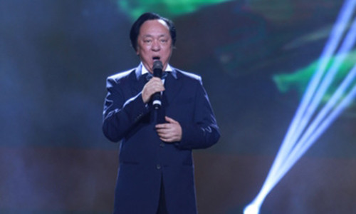 Sao Viet tiec thuong NSND Trung Kien qua doi