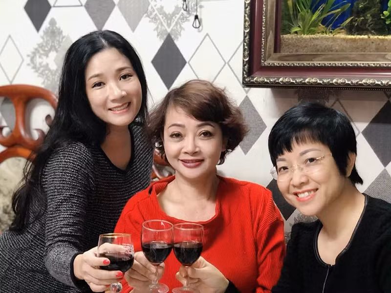 Hậu ly hôn, Thanh Thanh Hiền sớm cân bằng cuộc sống còn nhờ những người bạn thân thiết.