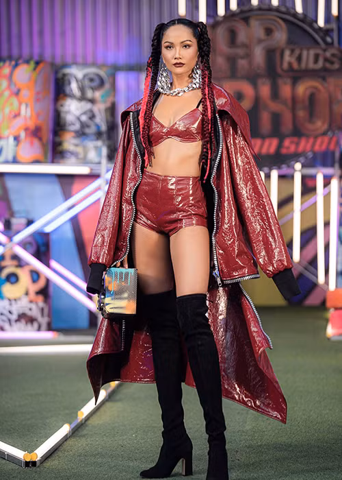 Top 5 Hoa hậu Hoàn vũ Thế giới 2018 nổi bật khi diện mốt nội y, mái tóc tết đậm chất đường phố.