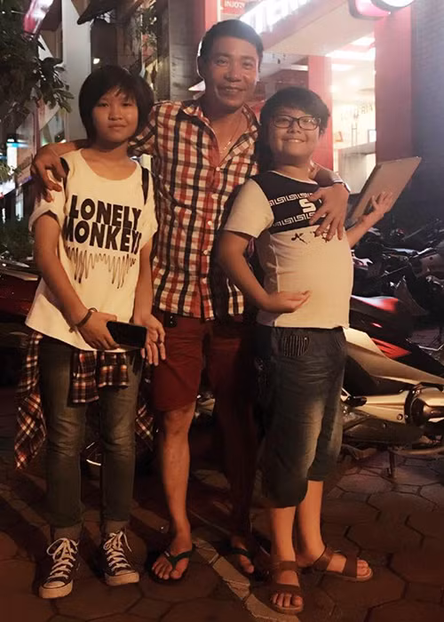 Bé Kiến có tên thật là Thục Anh, sinh năm 2001, là trái ngọt cuộc hôn nhân đầu tiên của Công Lý với Thục Khuê. Em được MC Thảo Vân - vợ cũ thứ hai của Công Lý khen ngoan ngoãn, lễ phép, được mẹ giáo dục tốt và rất mực thương bố, thương em trai. Hiện tại, Thục Anh học khoa đạo diễn của trường Đại học Sân khấu điện ảnh.