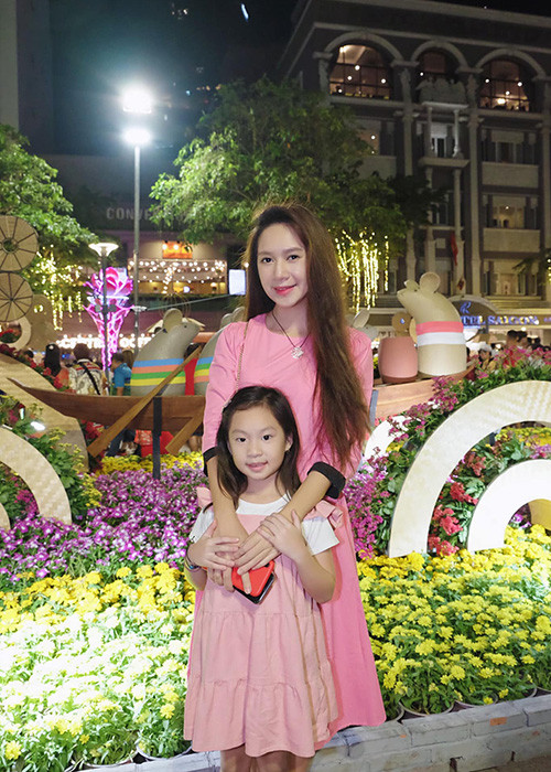 Bé Cherry tên thật là Nguyễn Hà Hải My, sinh năm 2013, là con thứ hai của Minh Hà và Lý Hải. Nếu như bé Rio có nhiều nét giống mẹ thì bé Cherry lại giống bố.