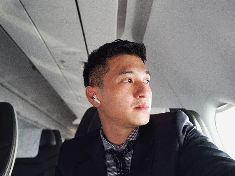 Về lý do không nghe điện thoại từ ban tổ chức, Huỳnh Anh cho hay anh để quên điện thoại khi nhập viện truyền nước. Cũng vì không có trợ lý nên Huỳnh Anh không có ai nhắc lịch. Nhiều khán giả cho rằng tác phong làm việc của anh thiếu chuyên nghiệp. Ảnh: FBNV