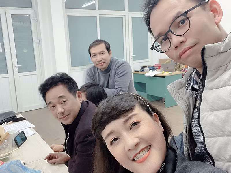 Vân Dung năm nay đóng Táo Y tế còn nghệ sĩ Quang Thắng chưa tiết lộ vai diễn của mình.