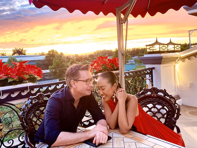 Cũng theo lời Đoan Trang, bản thân cô học ở chồng rất nhiều điều, bổ sung những thiếu sót để cả hai có sự hòa hợp, từ đó chiếm được tâm hồn anh.