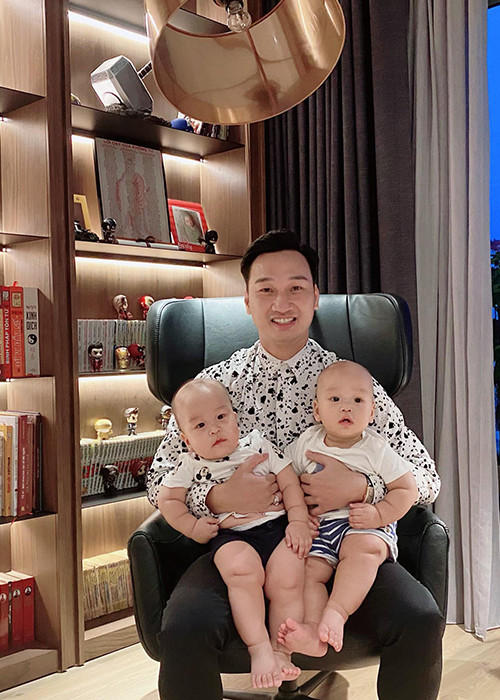 Hai con trai của "Táo Y tế" Thành Trung trông bụ bẫm, kháu khỉnh.