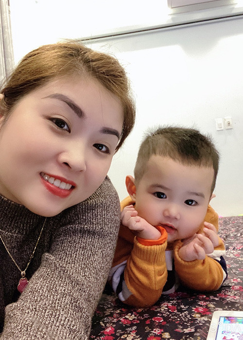 Cặp đôi đều có sự thay đổi sau khi tái hợp. Chiến Thắng dành nhiều thời gian cho gia đình hơn, thể hiện tình cảm bằng hành động nhiều hơn chứ không âm thầm như trước. Ảnh: Vietnamnet