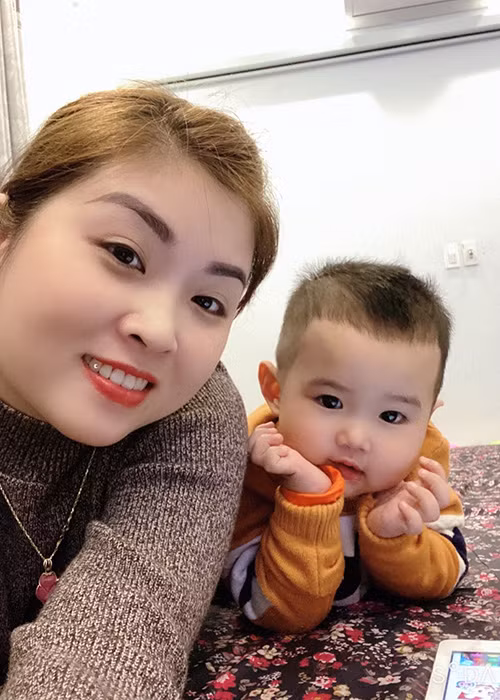 Cặp đôi đều có sự thay đổi sau khi tái hợp. Chiến Thắng dành nhiều thời gian cho gia đình hơn, thể hiện tình cảm bằng hành động nhiều hơn chứ không âm thầm như trước. Ảnh: Vietnamnet