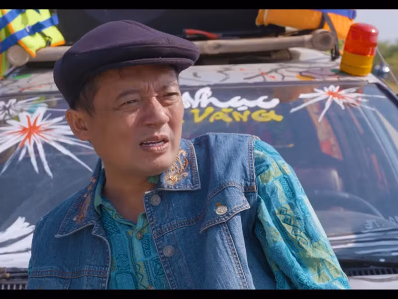 Chiến Thắng kín show, đặc biệt vào thời điểm cuối năm. Năm 2021, anh tham gia hài Tết "Làng ế vợ 7”.