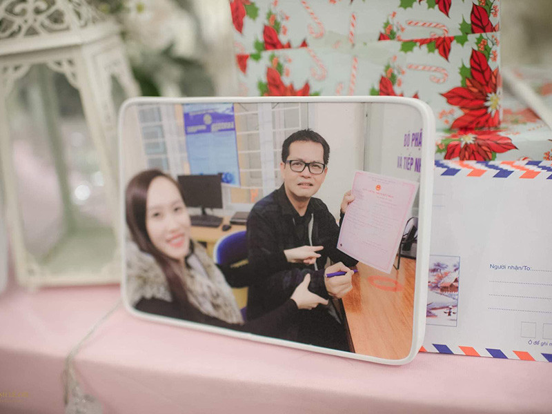 Sau đám cưới ở quê nhà cô dâu tại Sơn La, Trung Hiếu bận rộn với công việc nên không có thời gian hưởng tuần trăng mật. Tuy nhiên, Thu Hà không buồn vì quá quen với cường độ và tính chất công việc của chồng.