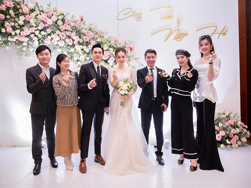 Thái Dũng, Quỳnh Nga cũng có mặt trong đám cưới của nghệ sĩ Công Lý.