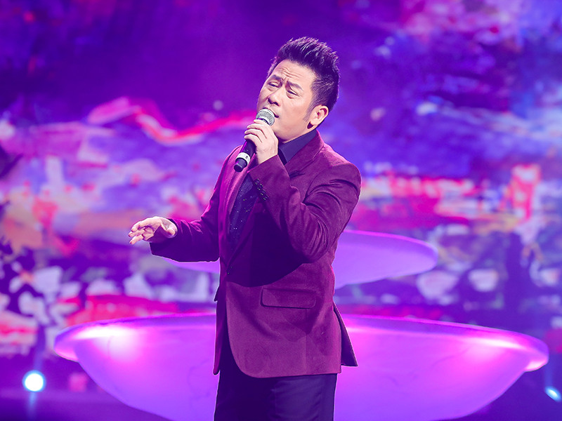 Phần trình diễn của Bằng Kiều mang lại nhiều cảm xúc cho khán giả.