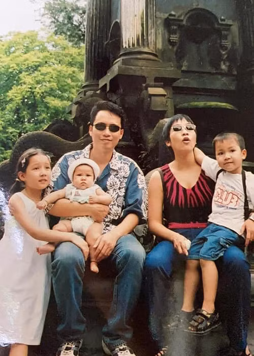 Người hâm mộ Mỹ Linh đều biết rằng nữ diva và Anna Trương - con gái riêng của Anh Quân không hề có khoảng cách.