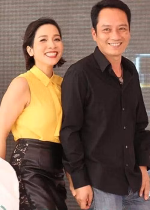 Anh Quân không chỉ làm tốt vai trò của một người chồng mẫu mực mà còn là chỗ dựa vững chắc, đứng sau hàng loạt thành công của Mỹ Linh.