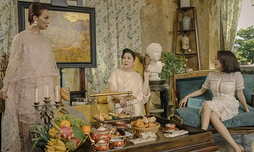 Cho doi gi o NSND Le Khanh dong “Gai gia lam chieu V” va “Kieu”?-Hinh-4