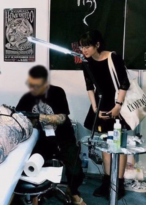 Năm 2020, khi lộ diện là gà cưng của Sơn Tùng M-TP, Hải Tú bị soi có bạn trai là thợ xăm. Ảnh: Pose