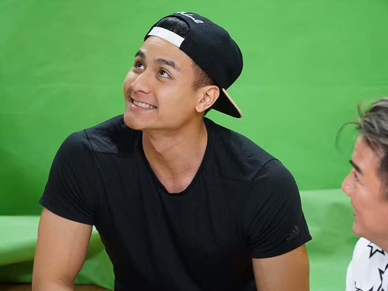 Ngoài Mr Đàm và Nam Thư, Táo Xuân 2021 còn có sự góp mặt của siêu mẫu Vĩnh Thuỵ.