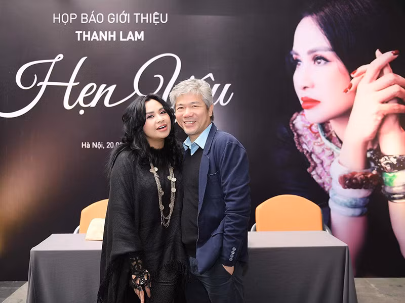 Bác sĩ Tiến Hùng đến ủng hộ buổi ra mắt dự án âm nhạc của Thanh Lam.