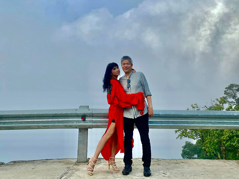 Thanh Lam không ngại đăng ảnh tình tứ bên người yêu.